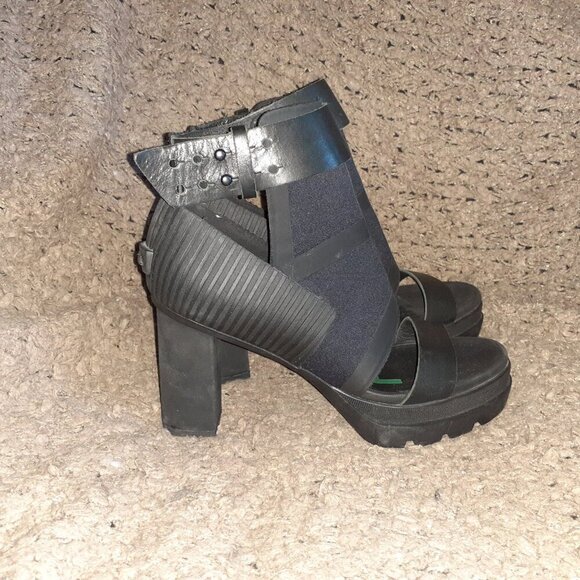 SOREL-Medina-Open Toe/Boot-Black Leather/Rubber/Nylon-Block Heel-Sz8.5-Near Mint - Picture 4 of 7